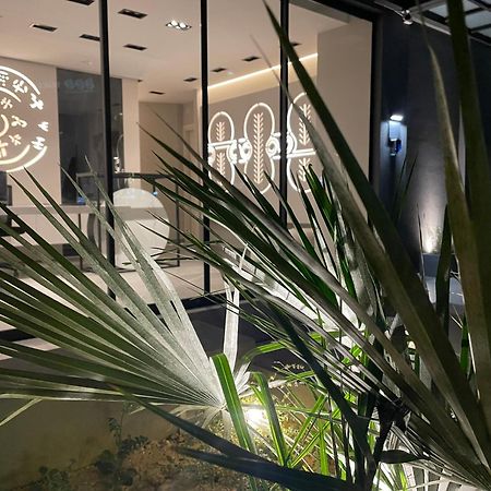 Lavris City Suites Heraklion Exteriör bild