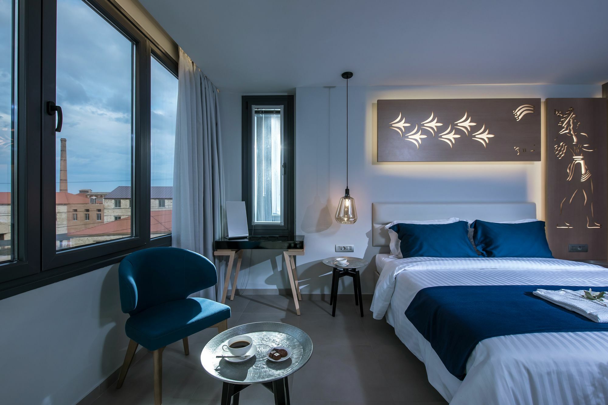 Lavris City Suites Heraklion Exteriör bild